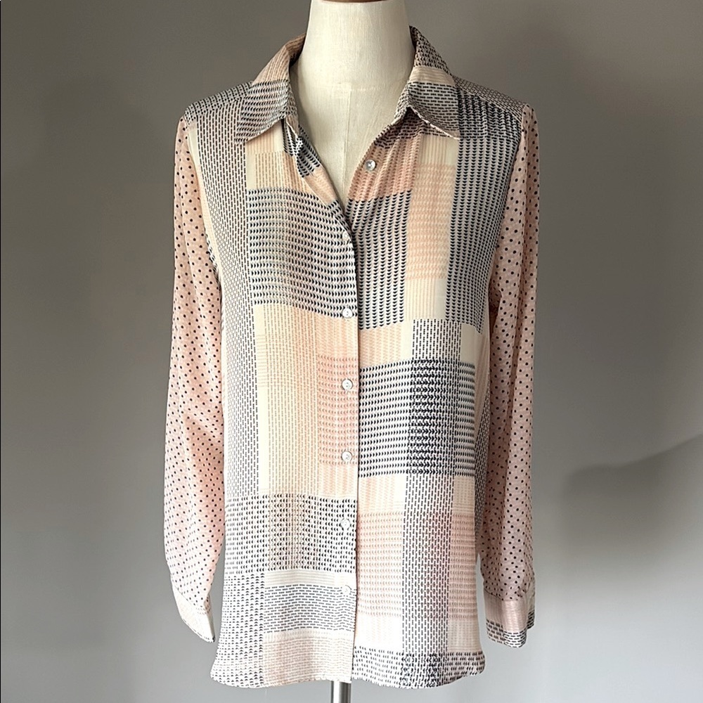 NWOT Rose & Olive geometric dotted plaid Relaxed Button Down Shirt pink blue Med